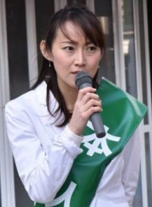 茜ケ久保嘉代子