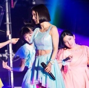 松岡茉優 腹筋